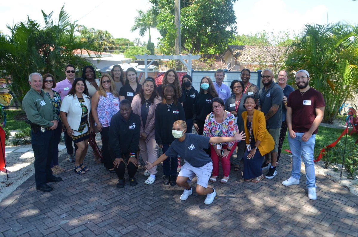 wiltonmanorspd's tweet photo. ๐Thank you @PaceCenter for including us during the dedication of the Pace Broward's Mind Body Spirit Garden ribbon cutting ceremony ๐ชดโค๏ธ! @WiltonManorsCty
#TogetherWeAreBetter
#WMPD4ALL https://t.co/6JgZBGpHw4
