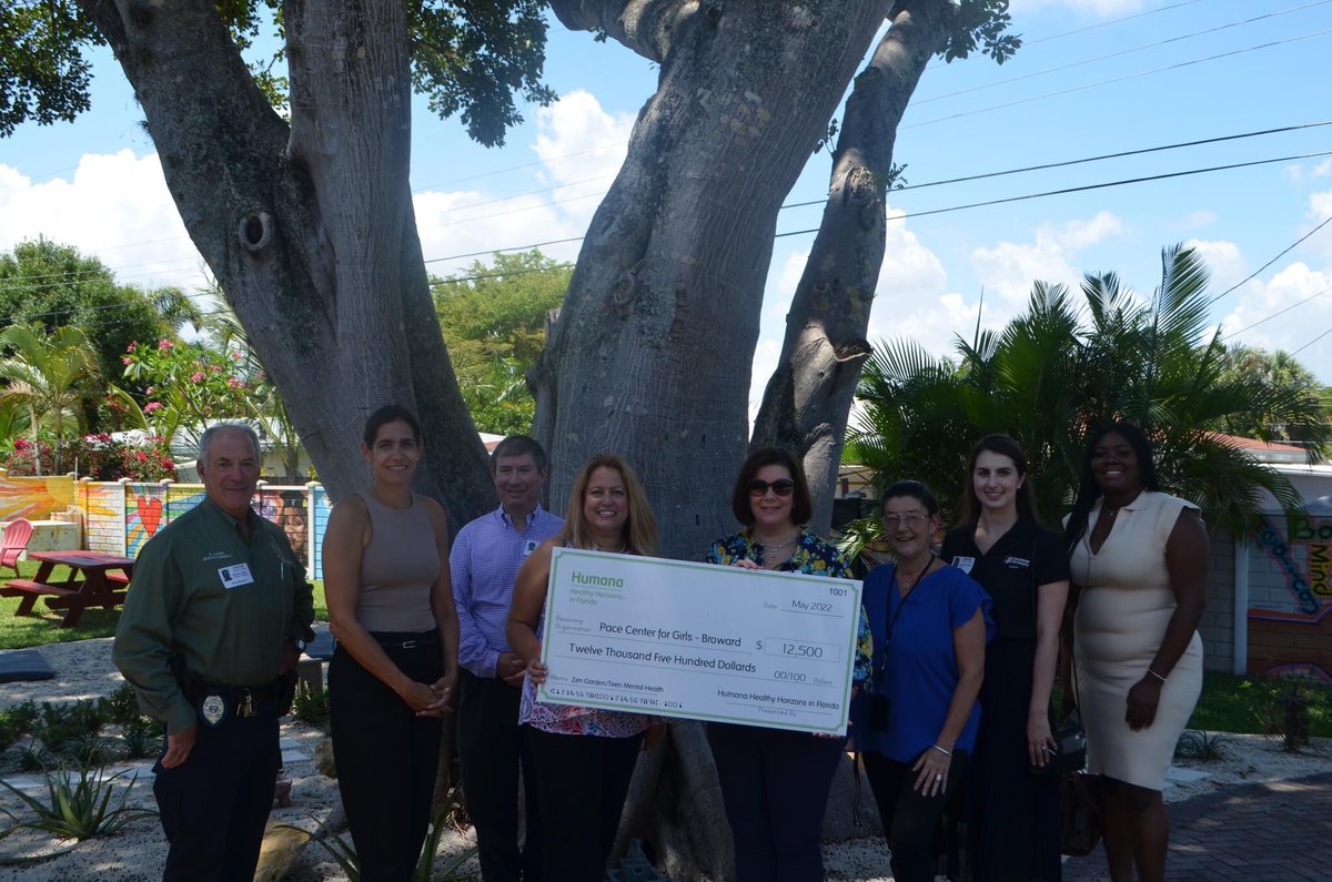 wiltonmanorspd's tweet photo. ๐Thank you @PaceCenter for including us during the dedication of the Pace Broward's Mind Body Spirit Garden ribbon cutting ceremony ๐ชดโค๏ธ! @WiltonManorsCty
#TogetherWeAreBetter
#WMPD4ALL https://t.co/6JgZBGpHw4