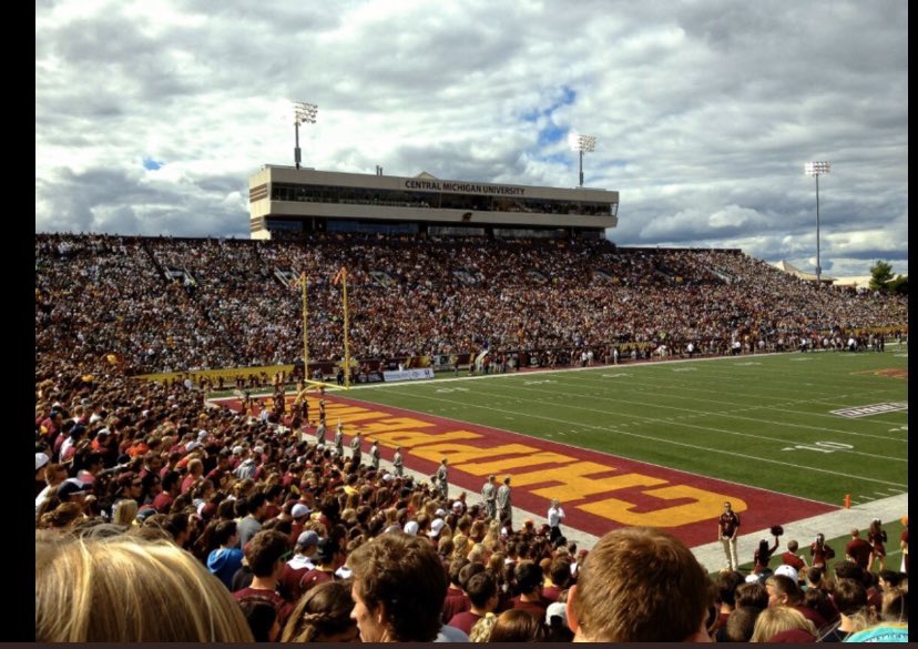 #AGTG Blessed To Receive A Offer From Central Michigan University <a href="/TherealMarcJay/">Coach Jonassaint</a> <a href="/coachryantaylor/">Ryan Taylor</a> <a href="/JUCOFFrenzy/">JUCO Football Frenzy</a> <a href="/JuCoFootballACE/">JuCo Football Forer</a> <a href="/CoachMcNamara9/">Ryan McNamara</a>