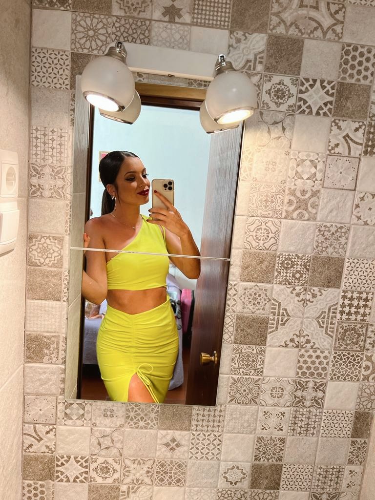 ElenaFontalba's tweet photo. 🍋 https://t.co/Lokh2J7GAf