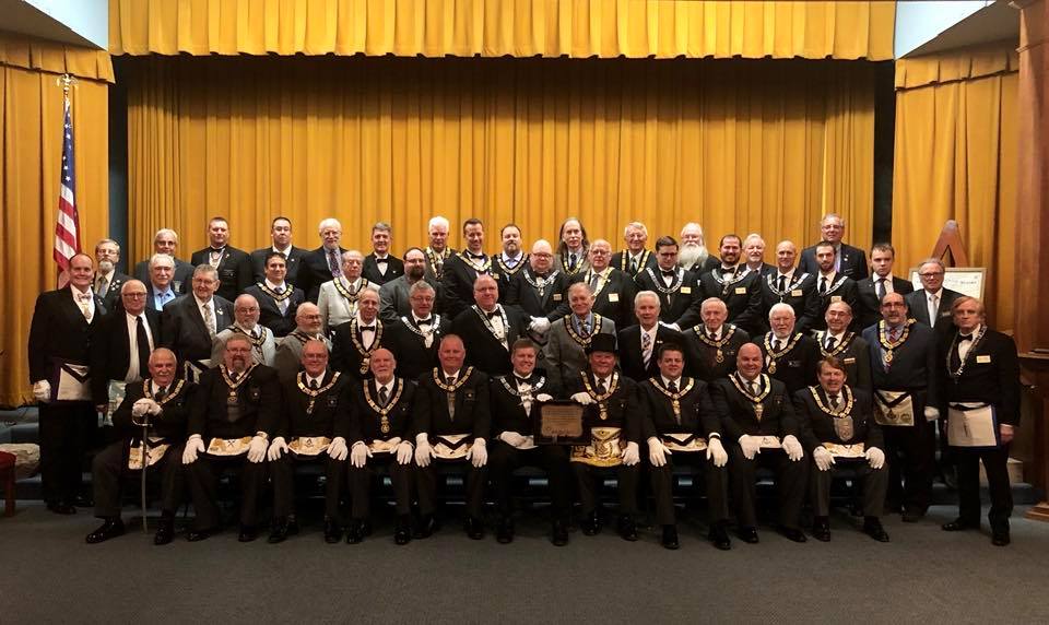 GrandLodgeOhio's tweet photo. Prospective Freemasons often have many questions about joining the fraternity. If you're considering petitioning to join and still need more information, find your answers by visiting our FAQ page. https://t.co/W2AcyCfYyj  #ThisisOhioFreemasonry https://t.co/xRCJIJaxFr
