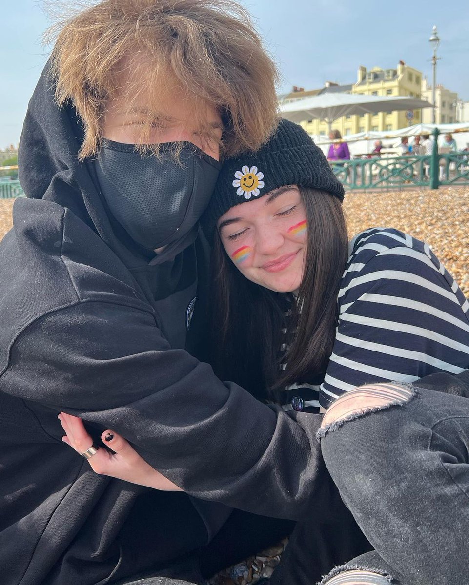RanbooUpdates's tweet photo. Ranboo is on Aimsey's instagram post! :D https://t.co/cAsLcHq1e6