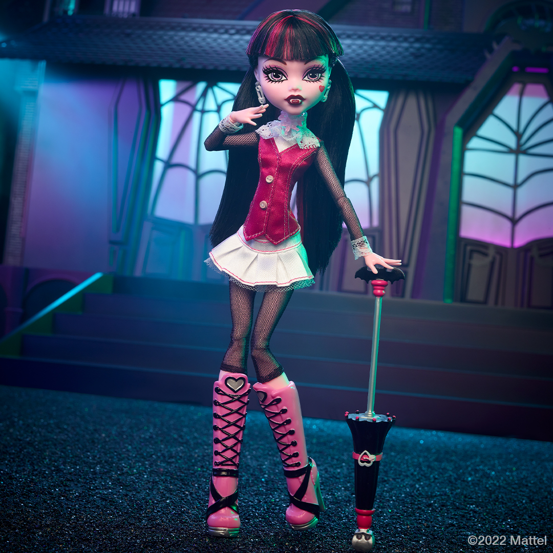 Monster High Creeproduction dolls 2022 - reproduction of the first Monster  High dolls 