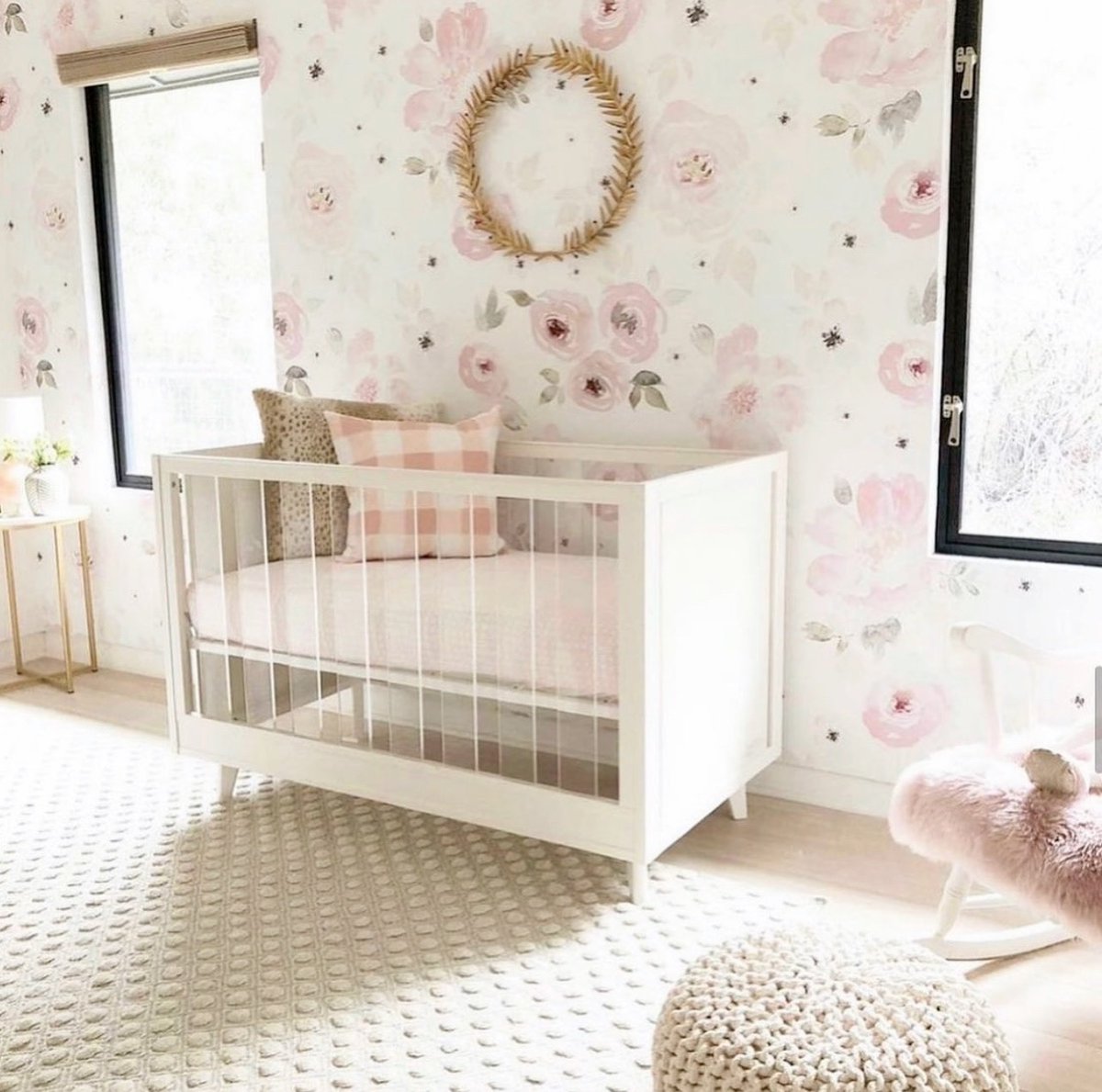 Pretty in pink. (LGD-2 Grey)

Styled by: @tcbstyle

Link in bio!

#homedecor #homedesign #decor #design #pink #homesweethome  #bedroomdecor #bedroomdesign #spring