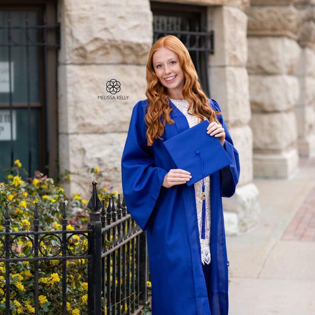 MelDKelly's tweet photo. Congratulations to 2022 Seniors! The future is bright for these girls and I can't wait to see what they do!  💕💗

#WichitaPhotography 
#SeniorPhotographer 
#ICTPhotography https://t.co/aqK8NspBBG