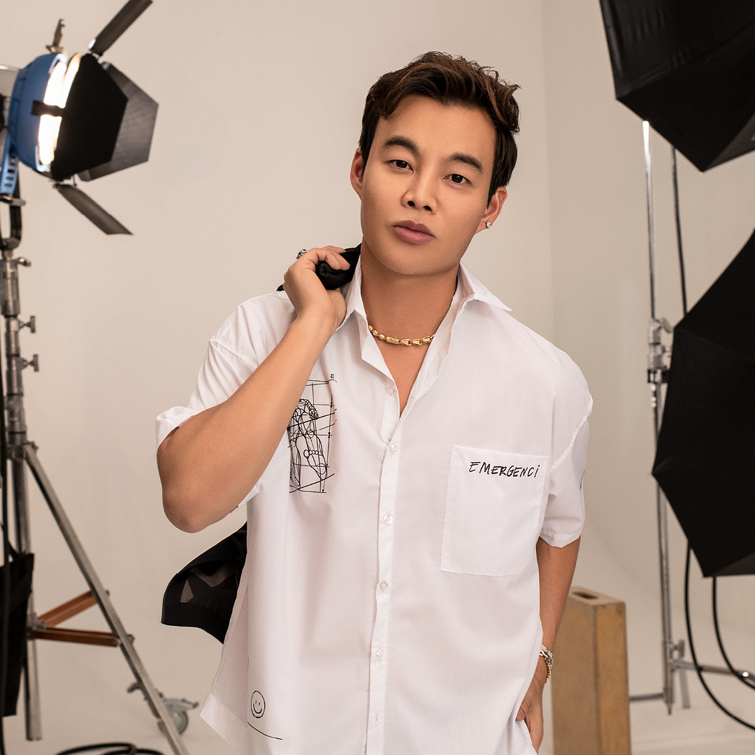 fentybeauty's tweet photo. Say wassup to our blingin boo and new #FentyFacePartner, @officialkanelim! 💎🤍  Show him some love and check out his Fenty Beauty and @fentyskin essentials! 👇🏾 https://t.co/PGtSRk6TSN