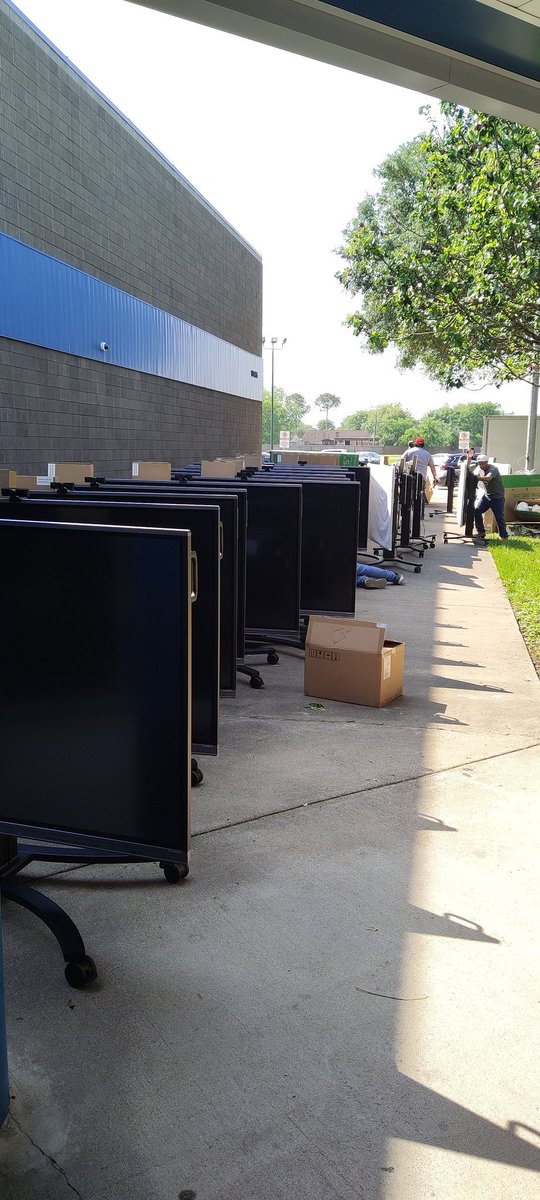 GAllen_Prime's tweet image. @AliefISD is getting the 24th campus delivery of @Clear #interactive displays, PCs, webcams and motorized stands today! 

@PrimeSystemsUS @Cummings_Alief 

#interactdifferently #getcleartouch #alief #aliefisd #partnership #whitegloveservice