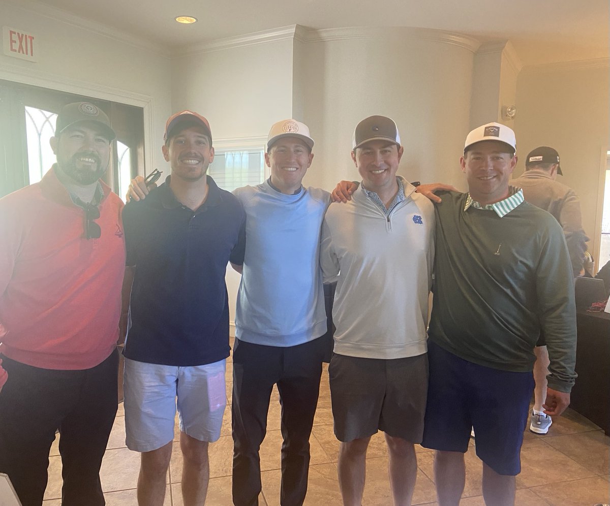 DevelopPDS's tweet photo. Alumni Eye! Class of 2009 at #PDGA ⁦@pdsalumni⁩ golf classic! https://t.co/nafQWTnluC