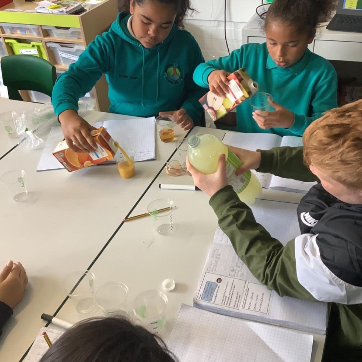 Springwood_Prm's tweet photo. Today we explored ratios by making and naming our own mocktails!
#springyear5and6 #springmathsandnumeracy https://t.co/PweqiCo2jl