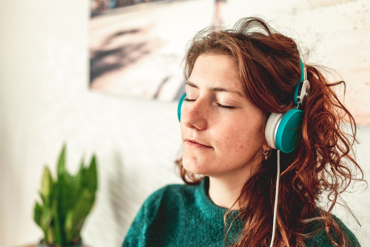 art_incoaching's tweet photo. Let's Make Coaching Creative is the latest podcast from the Association for Coaching and I am delighted to be the first post talking with @MaxineCreates about all things ART in Coaching. If you have ever wondered what I get up to listen here: 
https://t.co/pCPBJ7KwWE https://t.co/L4LpQB5lU2