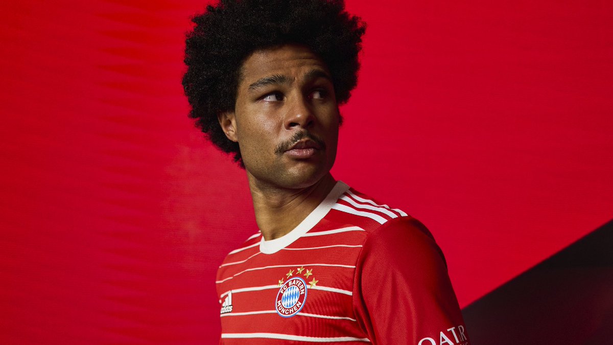 adidasfootball's tweet photo. All together around the world. 

Show your belonging with the new 2022/23 @FCBayern Home Kit now exclusively available through https://t.co/rQI2lH3AX2 and official club stores. https://t.co/bdVGAGi5mr