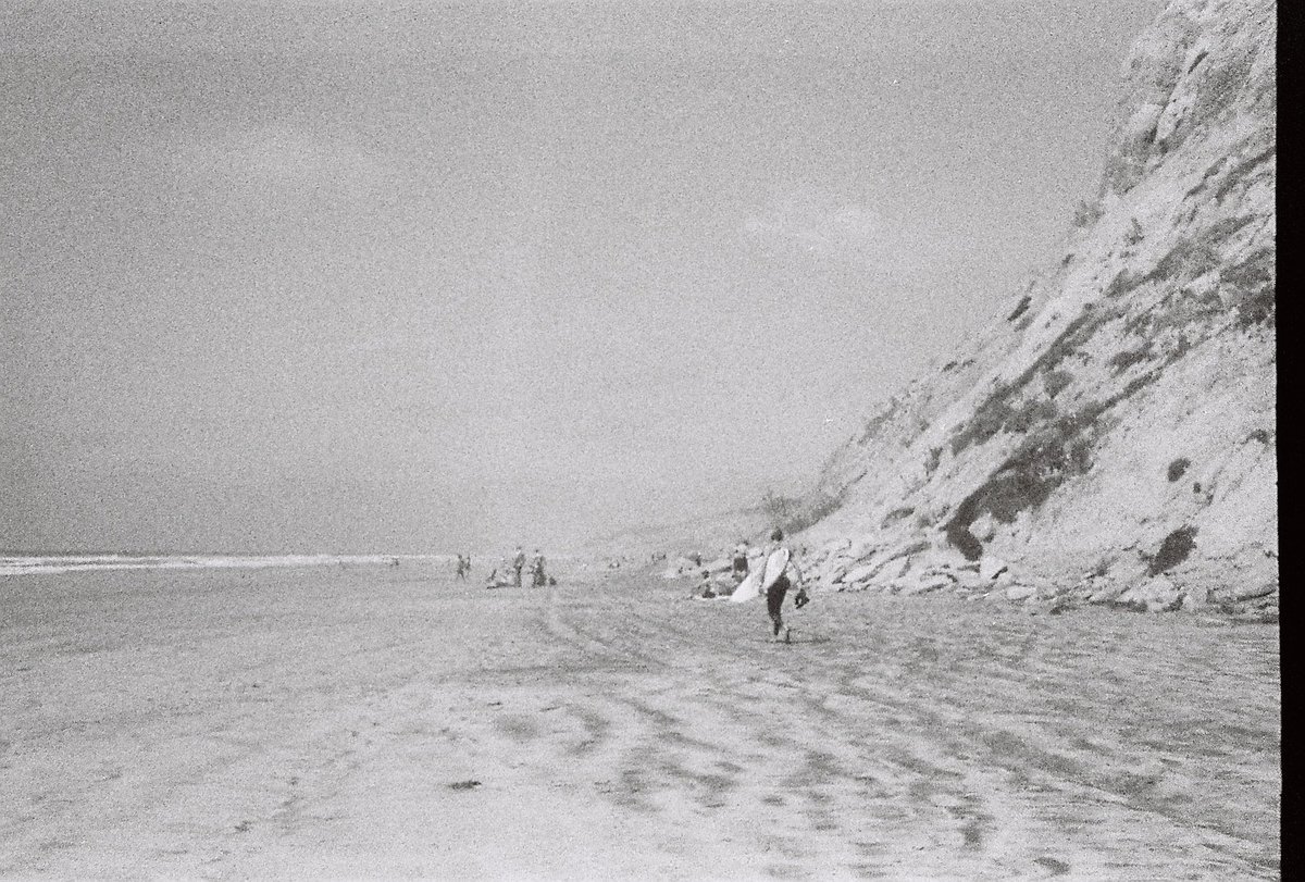 PhotographyPoff's tweet photo. Different California beaches / Blacks Beach - San Diego / Ocean Beach - San Francisco / Venice Beach - LA x2 https://t.co/RkrAMFM4Y5