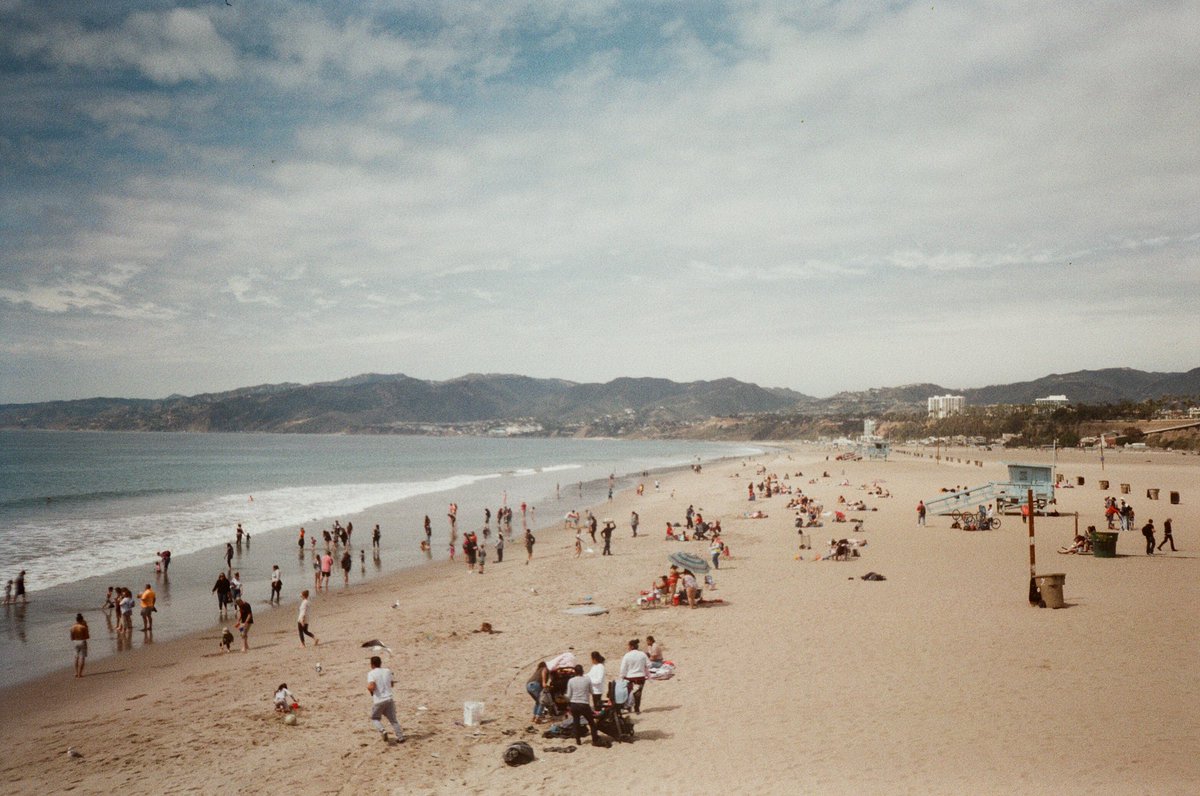 PhotographyPoff's tweet photo. Different California beaches / Blacks Beach - San Diego / Ocean Beach - San Francisco / Venice Beach - LA x2 https://t.co/RkrAMFM4Y5