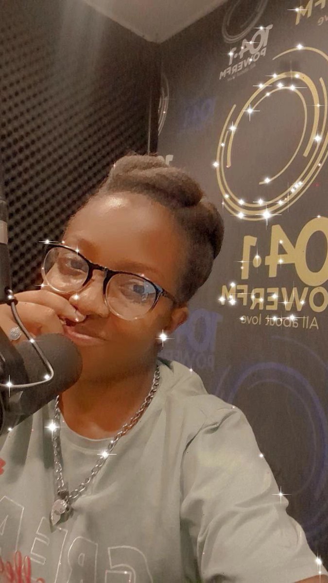 powerfmuganda's tweet photo. It’s #MatchlessMonday! 😎
From winners, nominees and everything in between, jam to our own #VineAwards22 after party playlist on #HitlistUG with @DjHush_M.
Listen online: https://t.co/pXd7TrQWmM
#AllAboutLove https://t.co/6dVbANyp7g