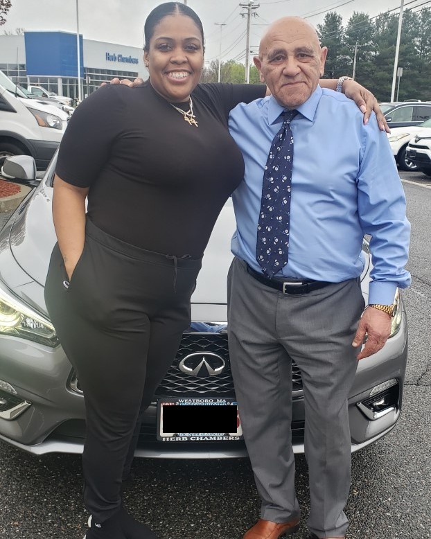 INFINITI_West's tweet photo. Congratulations to Ms. Dixon on her INFINITI Q50 from Sami Zakhary and the team at Herb Chambers INFINITI
.
.
.
#HerbChamberINFINITI #HerbChambers #HerbChambersCompany #INFINITIusa #INFINITI @infiniti https://t.co/5fODhfLQNr
