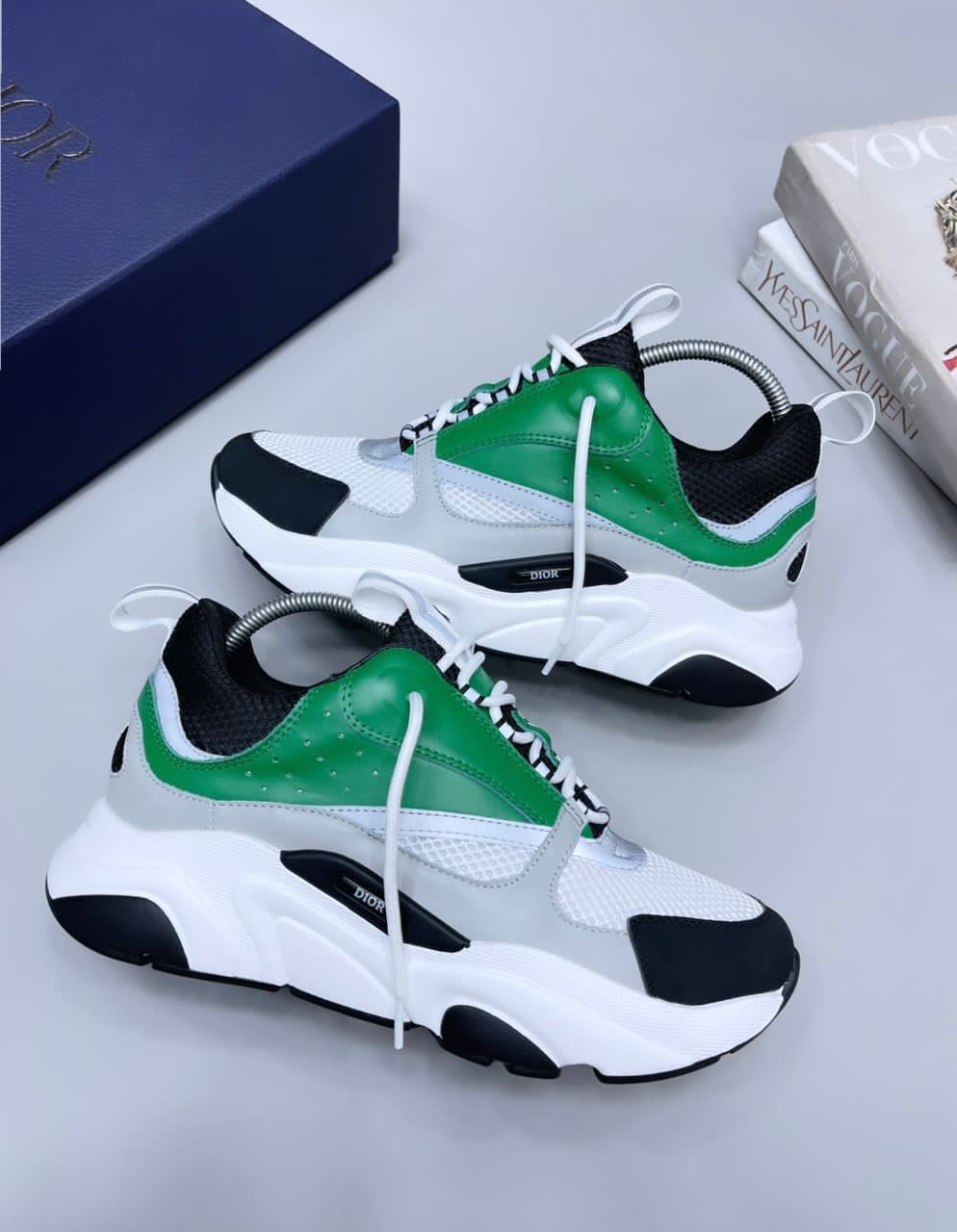 EVERYTHING FEETS on X: Dior B22 Homme Technical sneakers White/Green  Reflective *Price : N42,000 Size 40-46 ‼️ Photoshop Man of God Apostle  #ASUU ‼️  / X