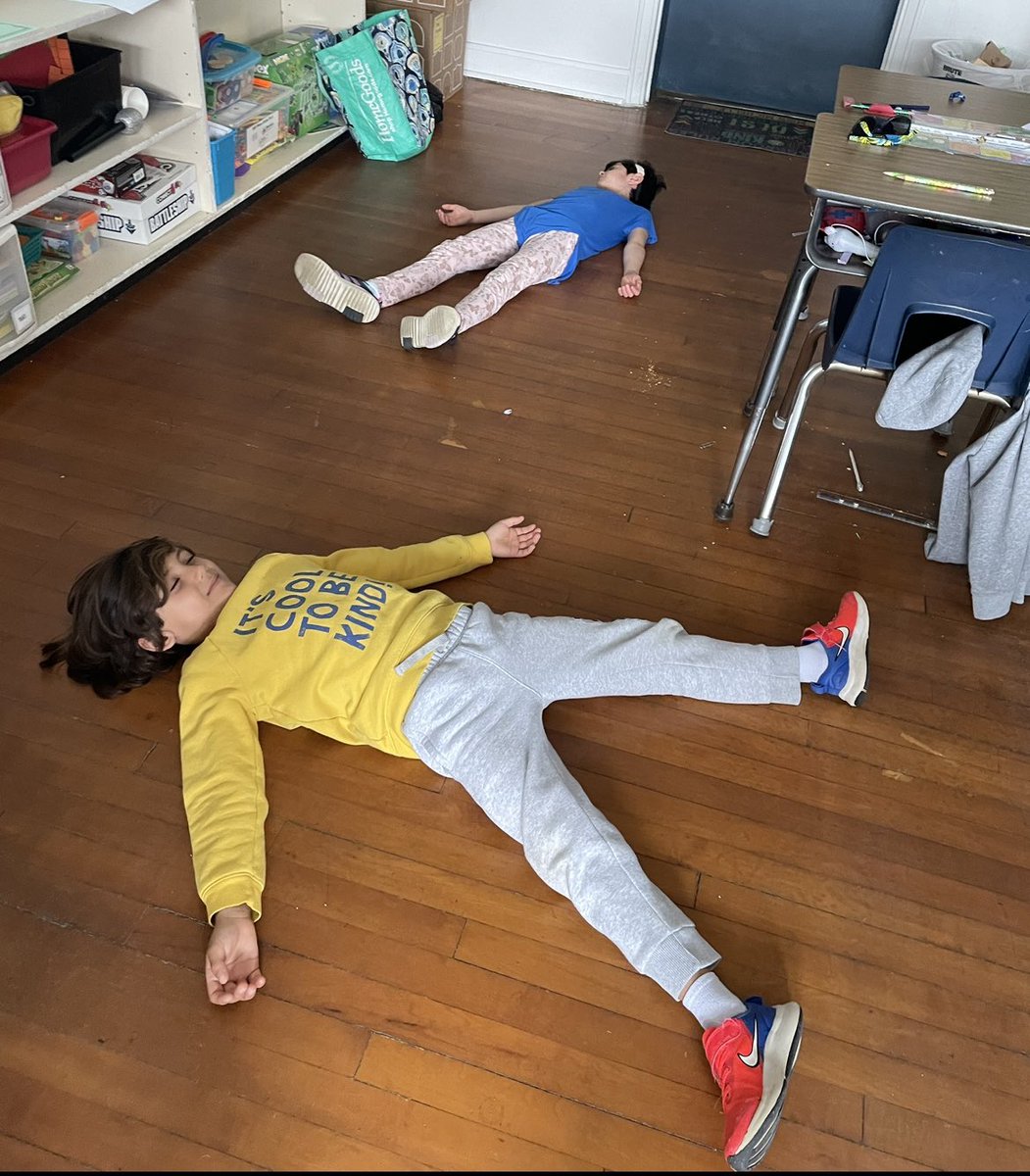 TContiG3's tweet photo. Quieting our minds &amp; calming our bodies in preparation for testing week with Team Degennaro. #SEL #StrongEmpoweredLeaders #spartanlegacy #Wanamassastrong #testtakingstrategies #whatsinyourtoolbox @WanamassaElem @A_DePasquale48 https://t.co/z1i6kCewWh