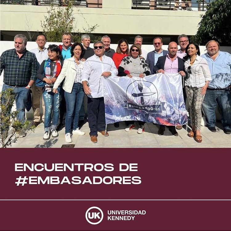 somoslakennedy's tweet photo. Encuentro de #embasadores Compartimos el texto del Dr. Javier García Palacios.

https://t.co/cb2NrTKgom

@marianoheller @churreriaeltopo @Lasucrerieba @solrizzo @Silnari @FMilanessi @vanalaeropuerto @dzapatillas @MainContact1 @JCCERUTTI @karinalefevre https://t.co/gJvFlt0t7B
