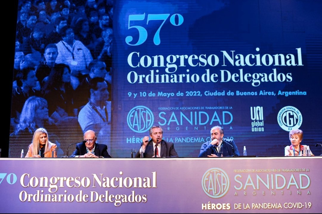 hectordaer's tweet photo. Gracias presidente @alferdez por estar presente en nuestro Congreso Nacional @SanidadArg. Recordar la pandemia y hacer honor a lxs trabajadorxs de la Sanidad por su entrega y su compromiso es una tarea que tenemos que sostener siempre en la memoria colectiva de nuestra Argentina. https://t.co/57nmjKcdqi