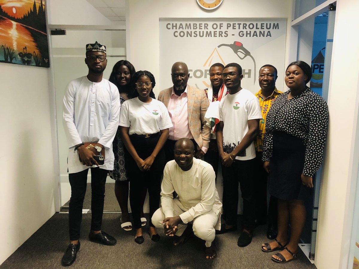 OsmanSadiq7's tweet photo. Today, Monday May 9, 2022, Myself, the running mate Ms. Emmanuella Eshun and other executives of the Democratic Socialist Party paid courtesy calls on Chamber of Petroleum Consumers (COPEC) and the Economic Fighters League (EFL). https://t.co/ecwTPWjJsM