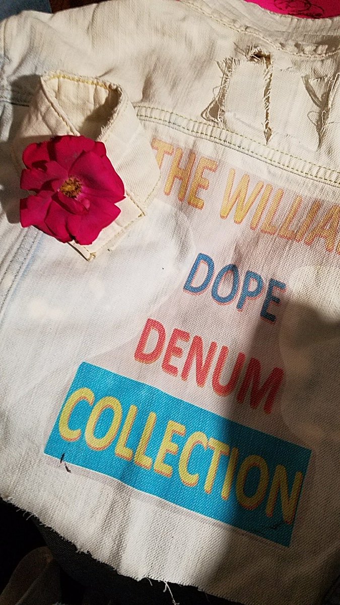 dopedenum's tweet image. ⁦@dopedenum⁩ 
Shop today🛍🛍