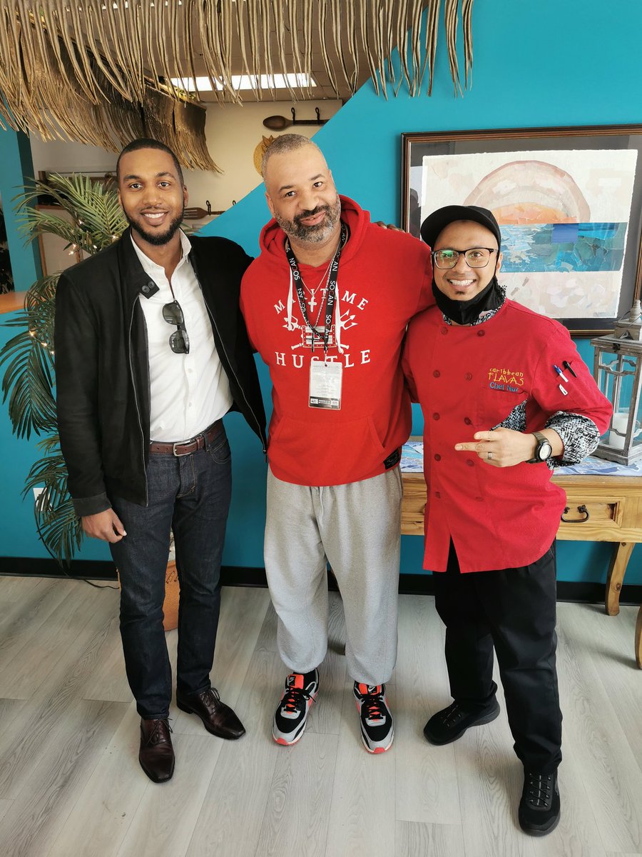 Hanging out with tha legendary ECMA hip hop album of the year winner, loooooong time friend and brotha <a href="/One8Tea/">One8Tea Ministries</a>  and <a href="/TheANSMA/">ANSMA</a> <a href="/MatwawanaJulien/">Falsetto Jones</a> <a href="/CaribFlavas/">CaribbeanFlavas</a> @eastcoastmusic

#uturn
#outofanguish
#brothas