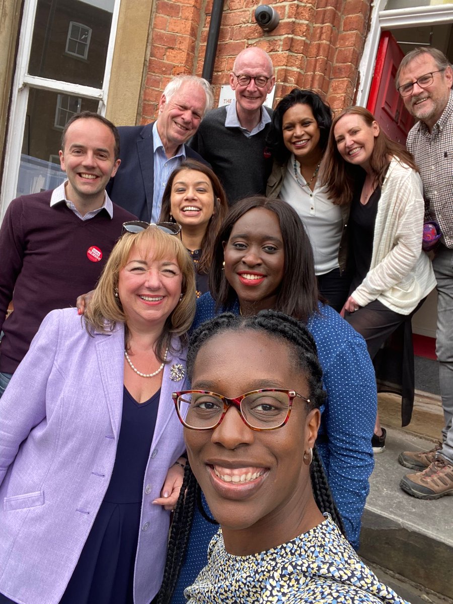 Three days away from the doorstep was enough so great to be back out there in Wakefield today with ⁦@abenaopp⁩ ⁦@FloEshalomi⁩ ⁦@TulipSiddiq⁩ ⁦@JanetDaby⁩ ⁦@jamesmurray_ldn⁩ ⁦@vickyfoxcroft⁩ ⁦@SharonHodgsonMP⁩ ⁦⁦@ACunninghamMP⁩