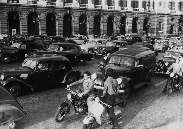 Keystone-France. 
Rue de Rivoli   1953  #Paris