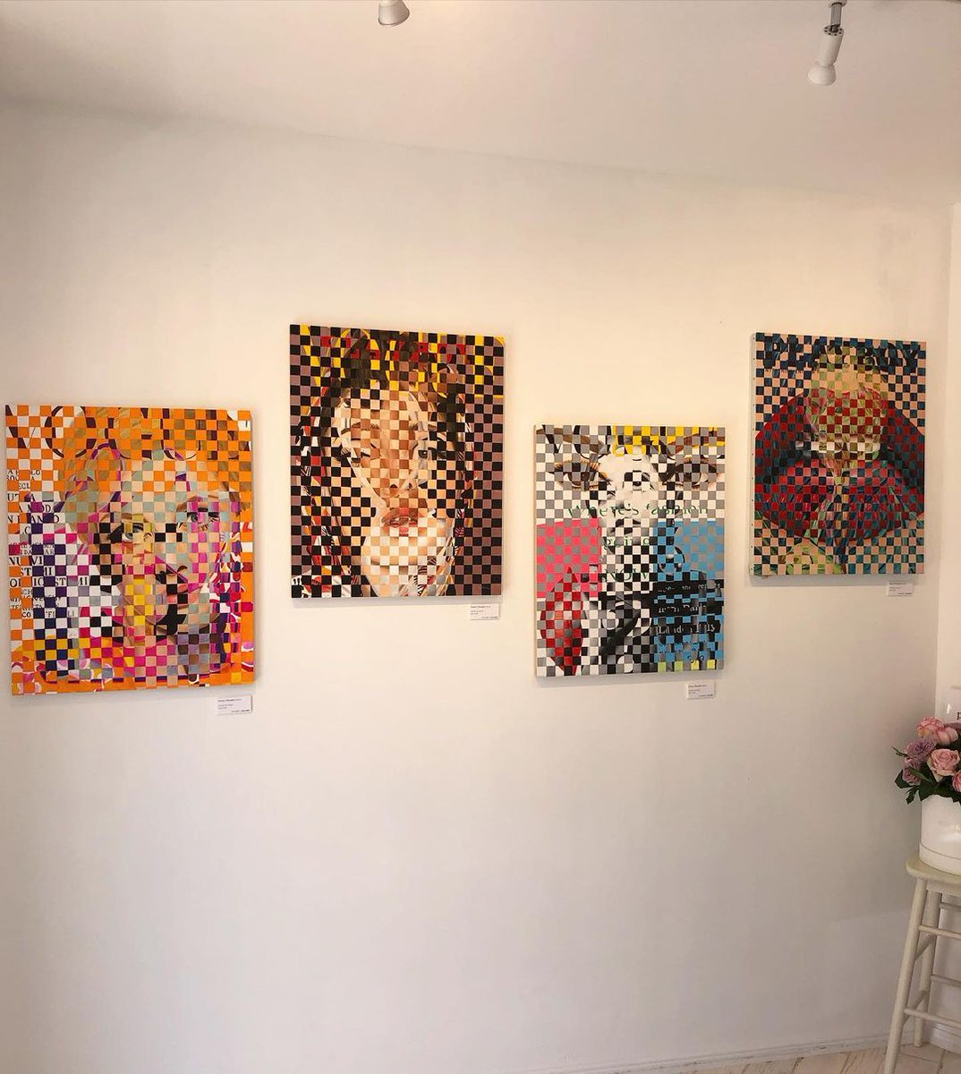 My favorite view at exhibition👩‍🎨

“Hidden Perspectives”
MDP Gallery Kamakura
4/29-5/13/2022
Address: 248-0016 神奈川県鎌倉市長谷２丁目２−１９

#moenotsu #exhibition #art #painting