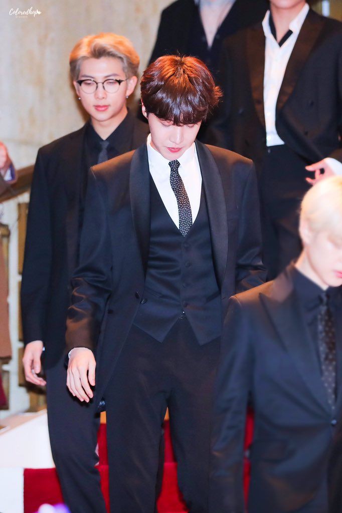 yoonjunis tweet picture