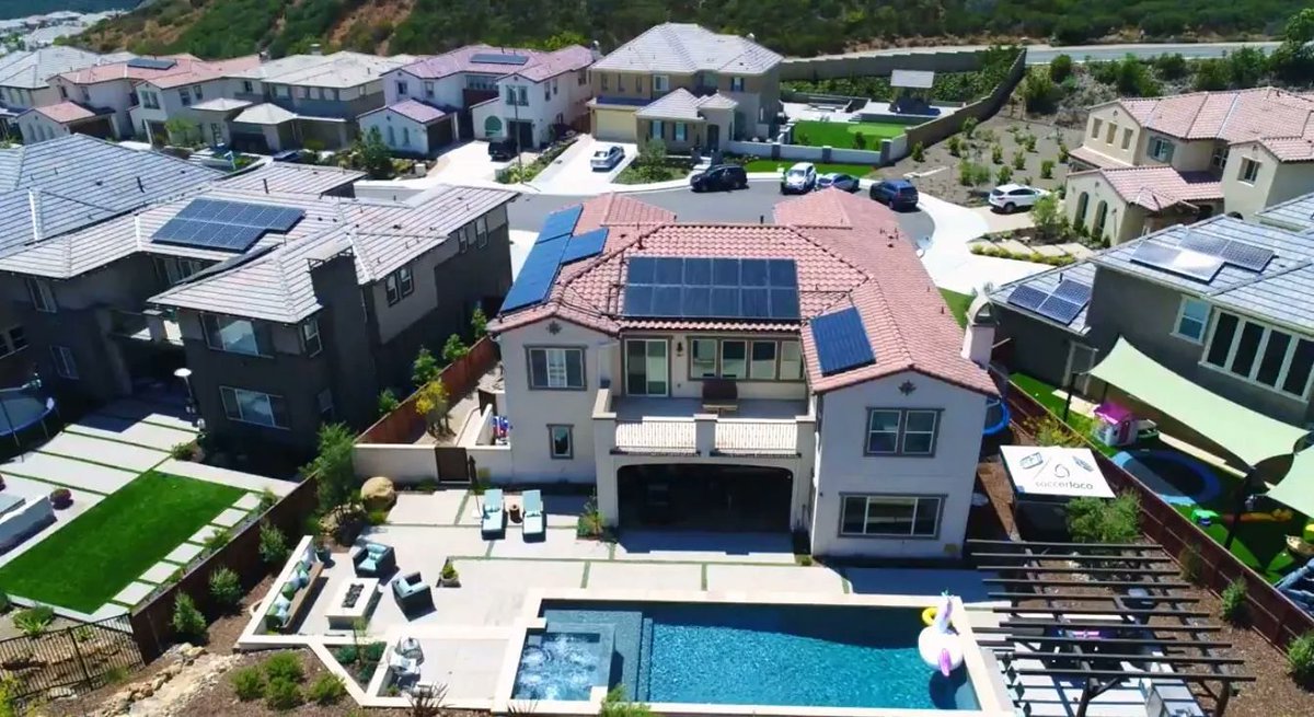 The sun is shining, the birds are chirping, and the water is warm with FAFCO! Deck out your above-ground or in-ground pool with the most respected name in solar power swimming pool heating!

#fafco #solar #swimming #pool