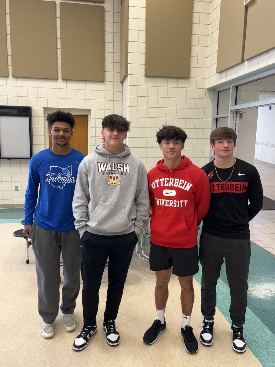 Congratulations to Torre Weatherspoon, RJ Morales, Tristian Pijor & Brycen Simulcik on their commitments to playing at the next level! Keep working hard! #CometPride