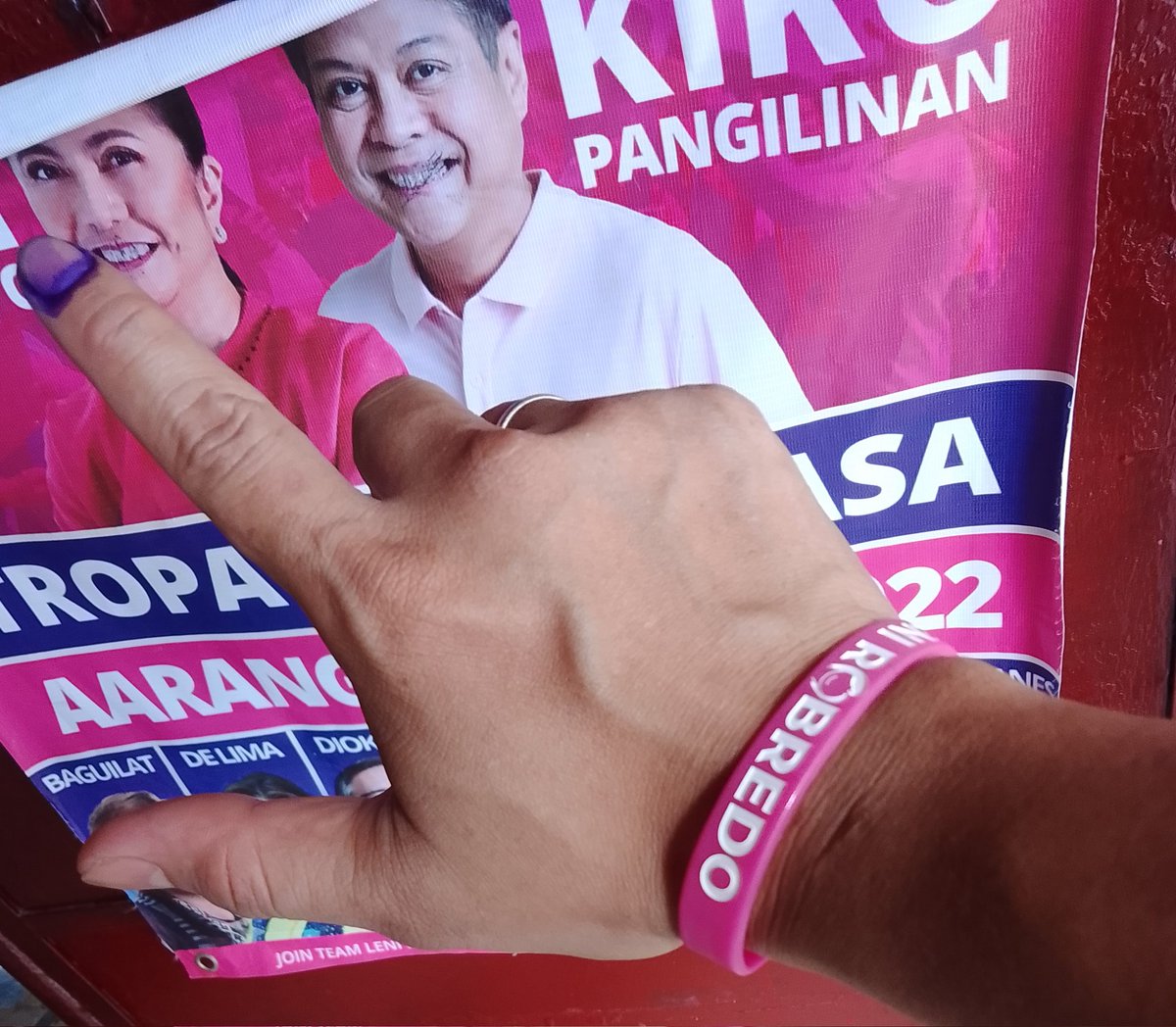 tatakMC47's tweet photo. #iVotedForLeniKiko https://t.co/nY6Gn0eEci