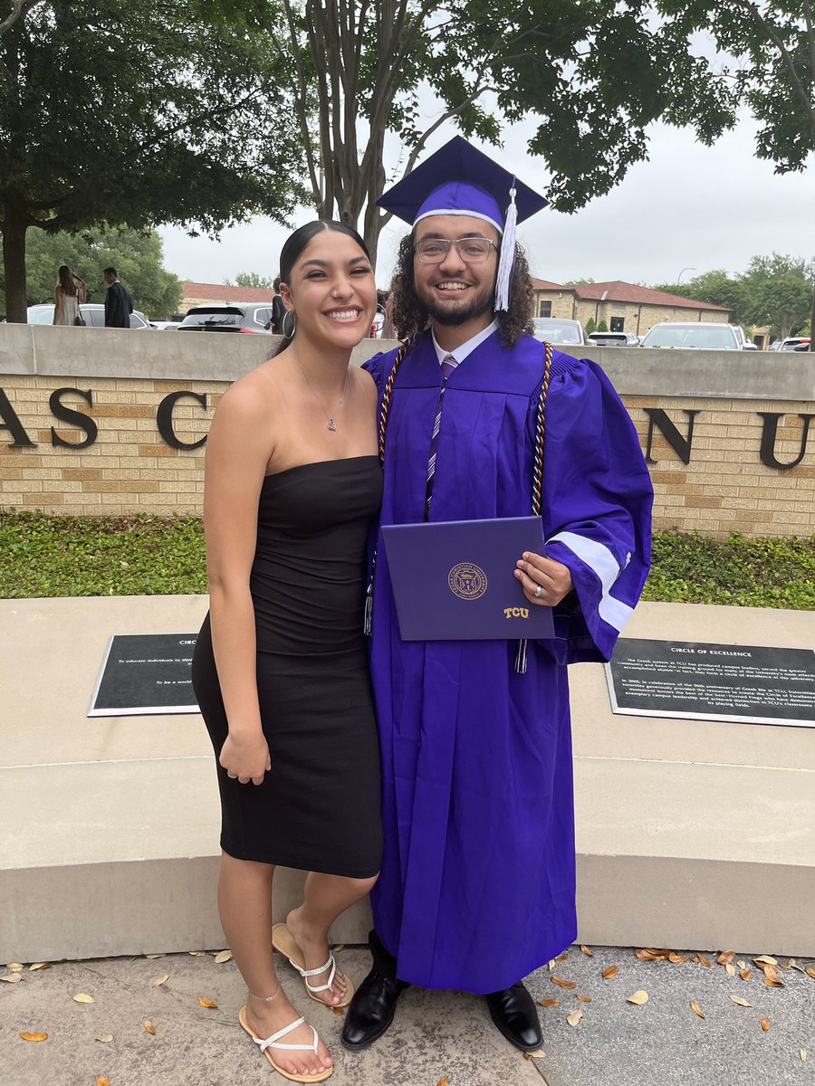 jonesnathan46's tweet photo. BA in Psychology &amp; Spanish ✅ 
PhD in Neuroscience up next https://t.co/Yx0r4AP5SG