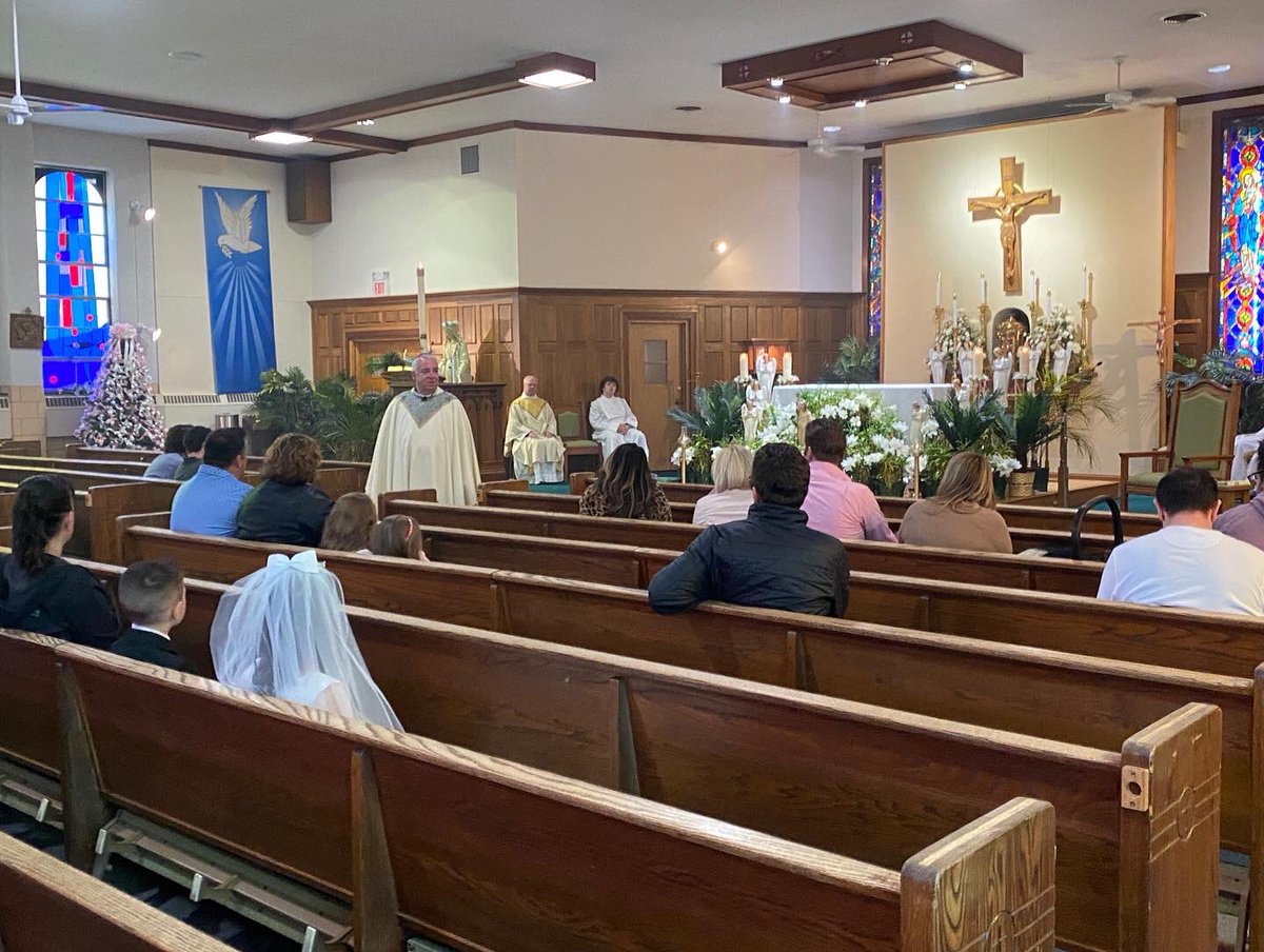 ArchbishopPerez's tweet photo. 2/2 It was especially fitting for Mother’s Day!

Here is a reply of the livestream from St. Kevin’s Facebook page:  https://t.co/vaGiecMQH4

Saint Kevin, pray for us! https://t.co/a20gKUDZDo