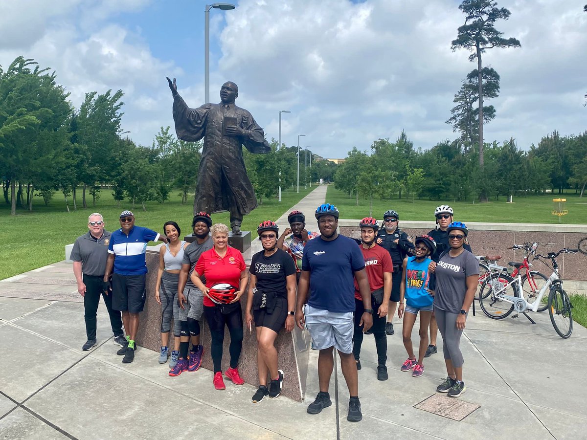 RodneyEllis's tweet photo. We visited the statues of Mickey Leland and Dr. King in Herman Park, viewed the Sacred Struggles/Vibrant Justice Mural in 3rd Ward, and rode the new bridge over Brays Bayou! #RideOne https://t.co/s0jy0qtyUM