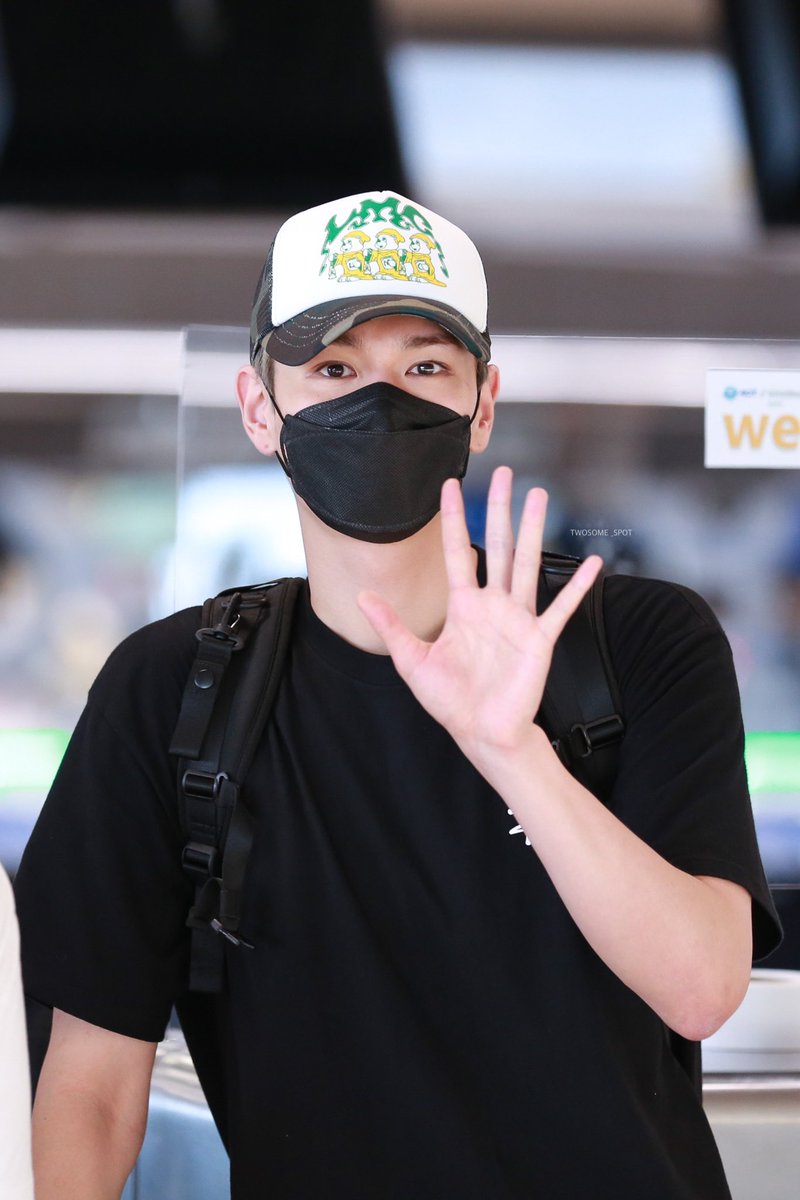 twosome_spot's tweet photo. 220509 🛫

 @GreatGuys_twt🥰  น้อนนนน น่ารักไม่ไหว 💓💓

#UIYEON #의연 
#GREATGUYS #멋진녀석들
#GREATGUYSinBKK https://t.co/mTmHQwdYt5