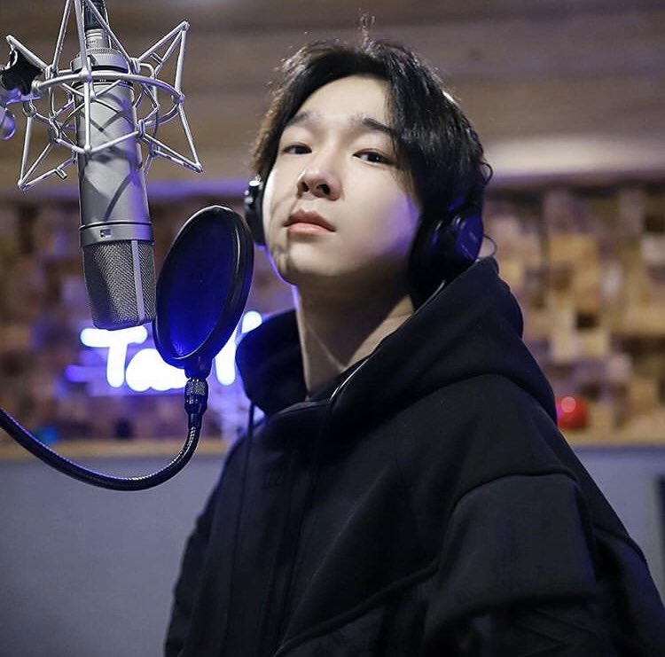 gdheismine8's tweet photo. HAPPY BIRTHDAY TO MY PINKBOY 🎂 #Ｎａｍｔａｅｈｙｕｎ https://t.co/8PYKMn0A2q