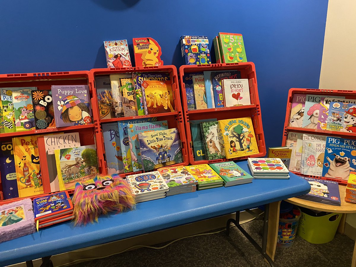 SunshineDucks's tweet photo. Our very 1st @Scholastic book fair is up and ready #DuckTales #isdstrong https://t.co/I65eArczSw
