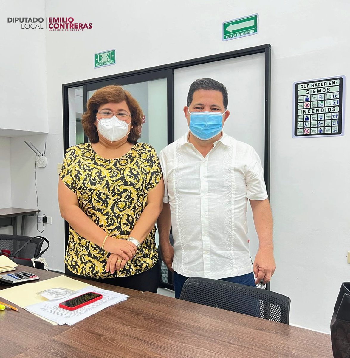 EmilioCMDE's tweet photo. En reunión con el personal de apoyo jurídico y técnico de la Comisión Instructora de la Cámara, Justicia y Gran Jurado, Reglamento y Prácticas Parlamentarias. Hemos estado desahogando asuntos relacionados con esa Comisión para comenzar las labores legislativas del día. https://t.co/hCmmobmPrg