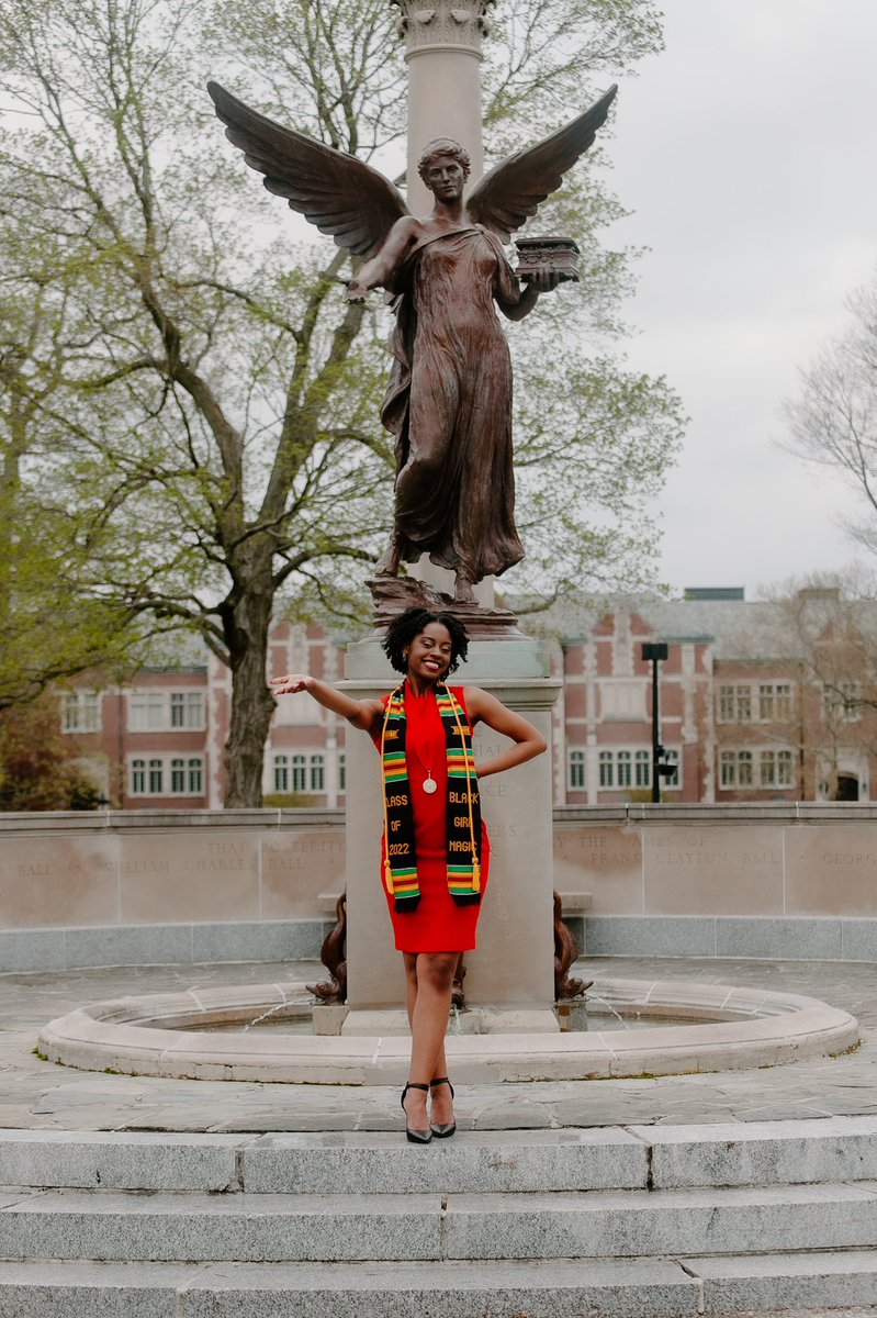 carmiaimani's tweet photo. Bachelor of Fine Arts in Acting
Minor in New Works for the Stage
Summa Cum Laude

I have grown into the woman that the little me could only dream of becoming. I am so excited to see what God has in store for me next! 

Class of ‘22 we out! ♥️

#BlackGirlMagic https://t.co/Ed61ZNjTOo