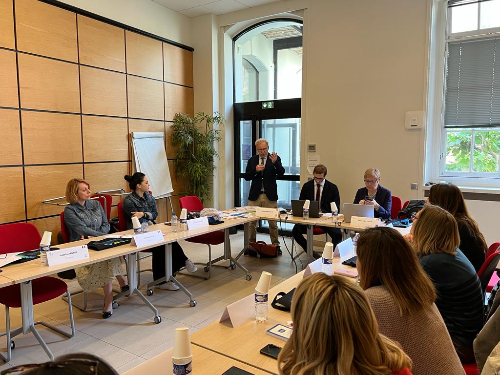 ReseauRenasup's tweet photo. Aujourd'hui se tenait une réunion à Paris, dans nos locaux pour le projet Erasmus+ KeyCode. Les collaborateurs des 4 pays partenaires (Italie, Roumanie, Grèce et Slovénie) étaient présent dans nos locaux afin d’avancer et mener à bien le projet. 
#renasup #erasmus #projet https://t.co/s1IbOz75vH