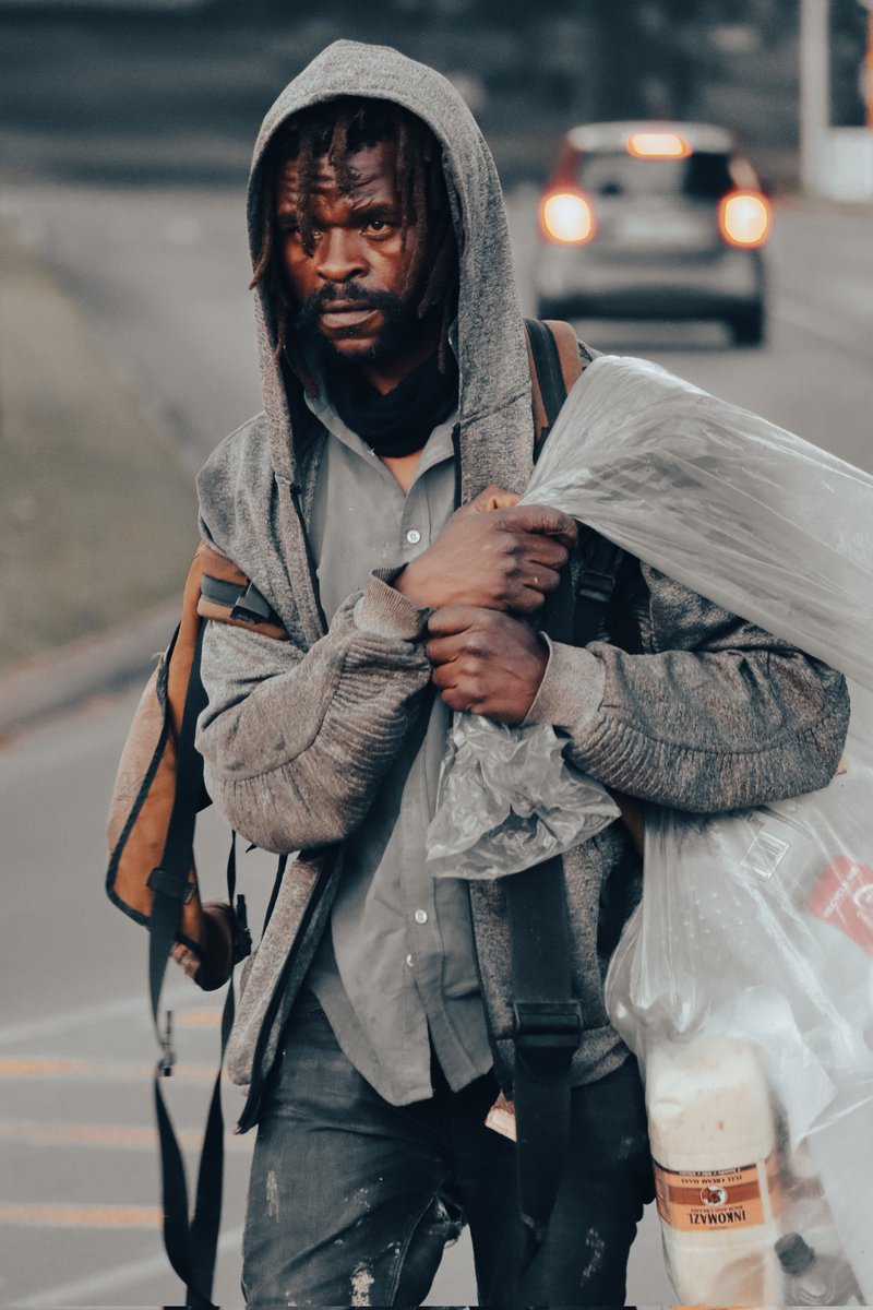 kyledsr's tweet photo. 😲📸
#streetphotographer #streetphotography #portraitphotography https://t.co/wbxxU1q7Ag