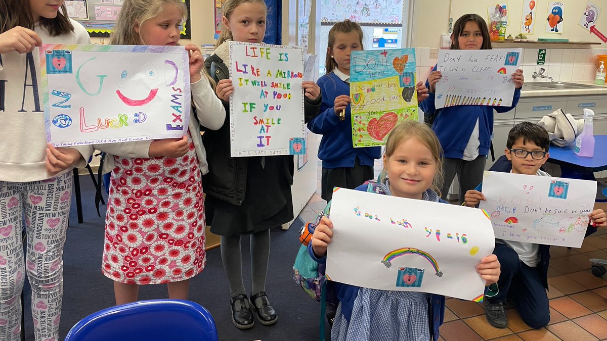 OasisWarndon's tweet photo. #newclubalert! Our Young Volunteers have had their first session tonight! Each week we will be completing acts of kindness and helping the school and wider community. Tonight we made posters to support our Y6s during their SATS! @HubWarndon #volunteers #club #SATs https://t.co/xK8PWTxA9y