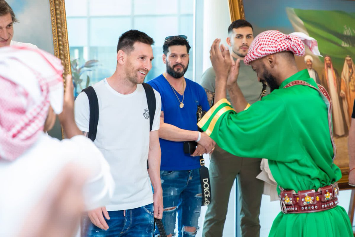 AhmedAlKhateeb's tweet photo. I am pleased to welcome Lionel Messi to Saudi Arabia We are excited for you to explore the treasures of the Red Sea, the Jeddah Season and our ancient history.
This is not his first visit to the Kingdom and it will not be the last! @VisitSaudiNow https://t.co/RDfxFIRjrt