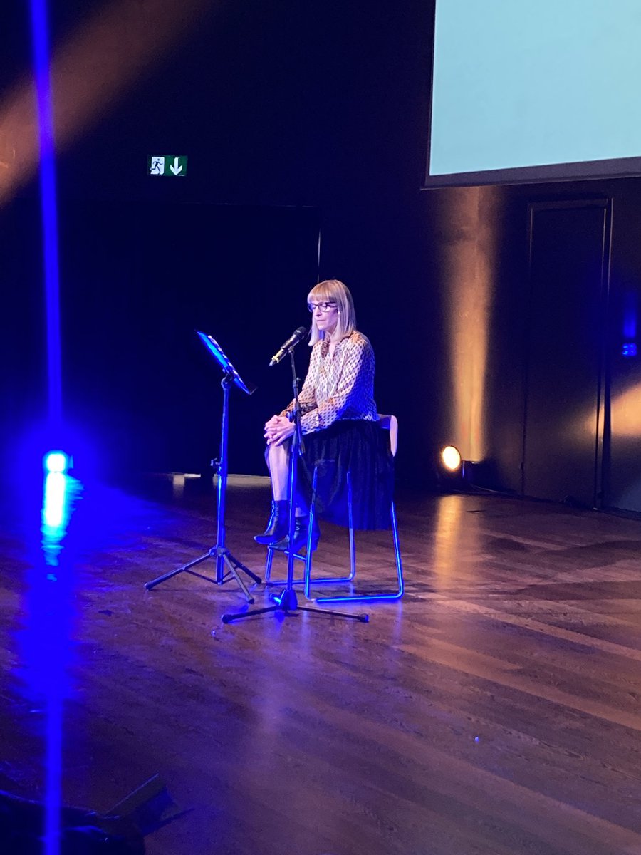 Oggi più che mai è necessario che la voce libera di #AnnaPolitkovskaja possa risuonare forte, per spiegarci la guerra che ci circonda e raccontarci la voglia di libertà di un popolo. Segui in diretta la maratona di lettura 👉bit.ly/iovivolavita #festadellEuropa