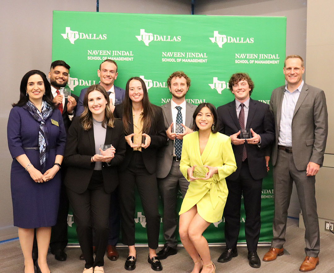 jindal_utdallas's tweet photo. Last week, #JSOM had its largest Rookie Preview event yet with more than 130 Intro to Professional Selling students participating.

Thank you to the volunteers and corporate sponsors who made this event possible! ☄️

#UTDsales #rookiepreview https://t.co/am9CD6M2NC