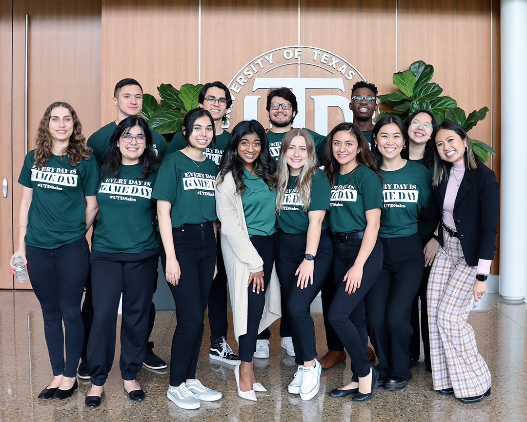 jindal_utdallas's tweet photo. Last week, #JSOM had its largest Rookie Preview event yet with more than 130 Intro to Professional Selling students participating.

Thank you to the volunteers and corporate sponsors who made this event possible! ☄️

#UTDsales #rookiepreview https://t.co/am9CD6M2NC