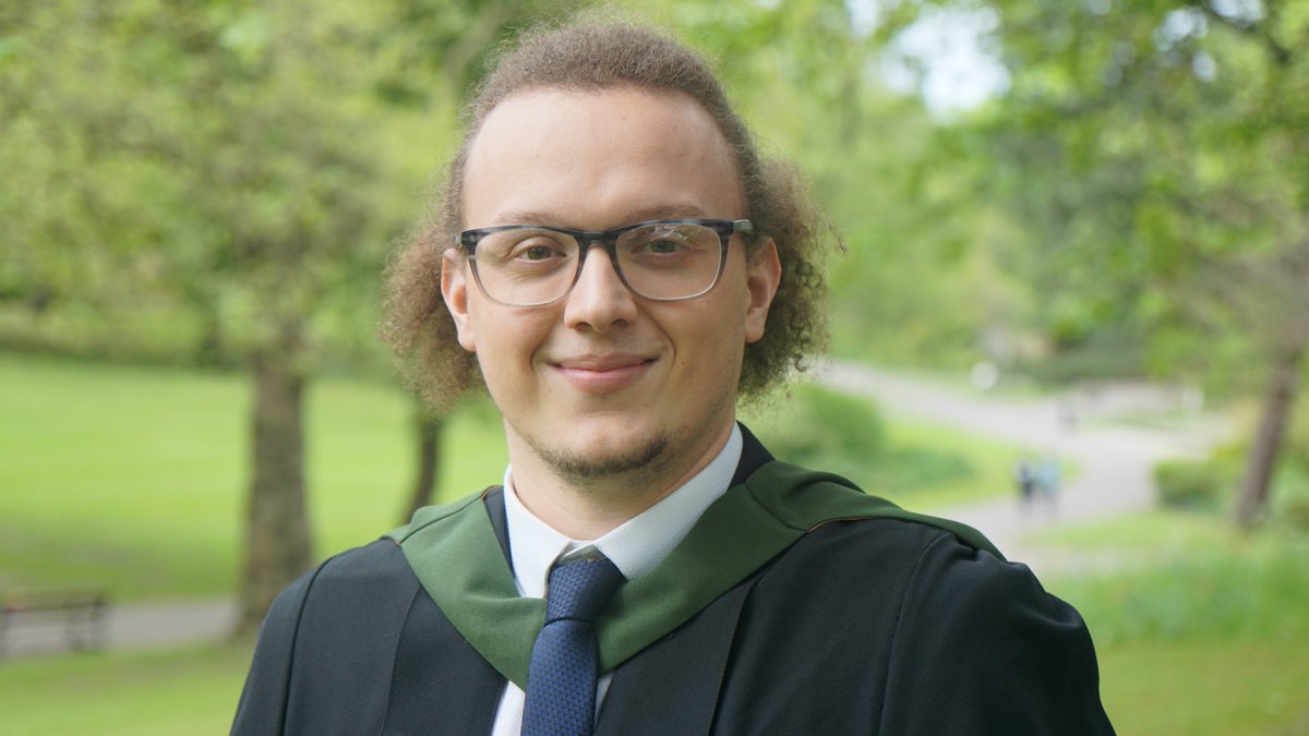 cleland_luke's tweet photo. 2 years late, but a Master of (cognitive & computational neuroscience)Science... apparently #Shefunigrad #sheffielduni #gradutation #msc https://t.co/1sHLEgderE
