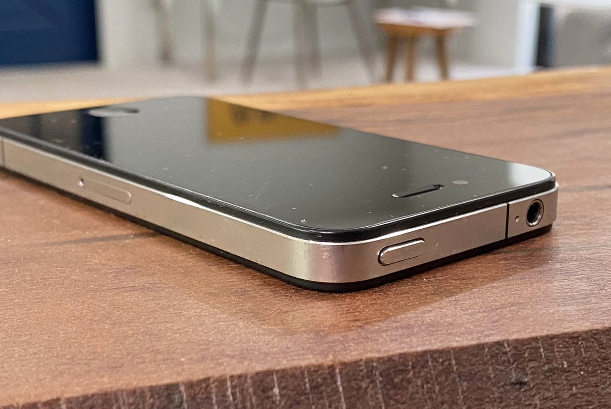 Cameron Moll tweet media